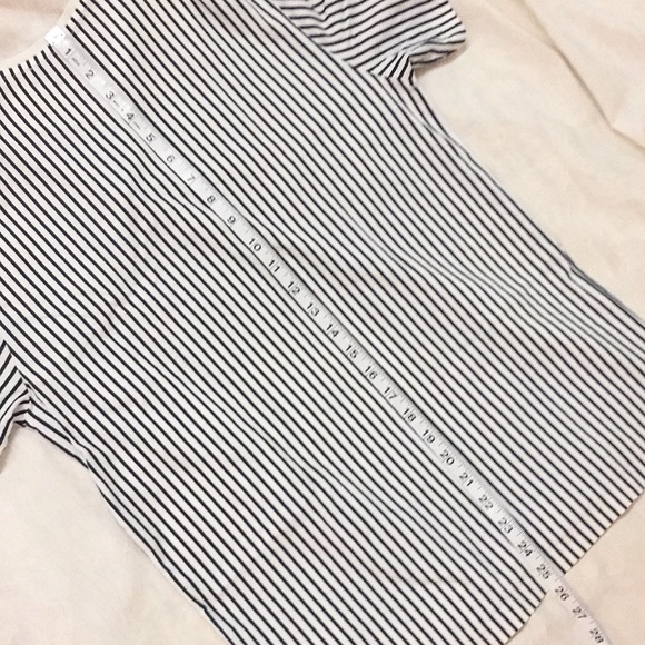 Men's COS Relaxed Fit Striped T-Shirt - Picture 7 of 7